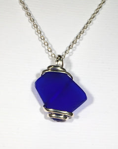 Dark Blue Seaglass 18" Pendant Necklace silver plated